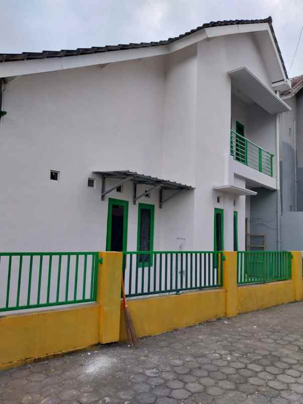 dijual rumah kaliurang km 10
