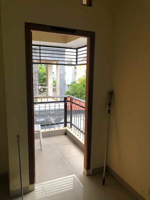 dijual rumah kaliurang km 9