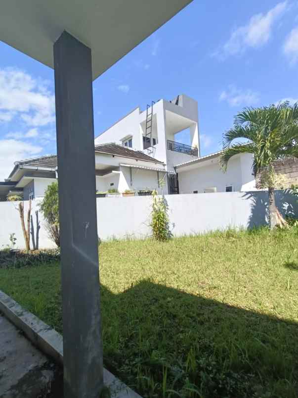 dijual rumah karangploso malang