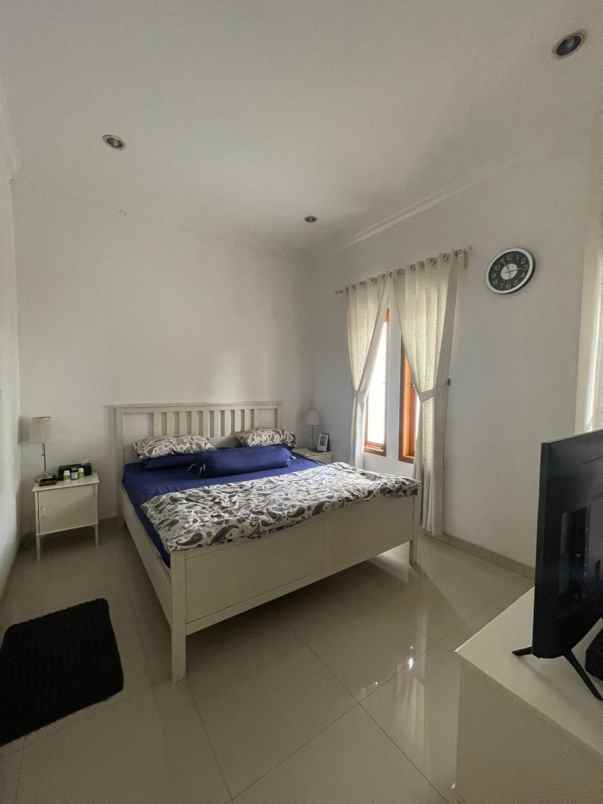 dijual rumah kebagusan