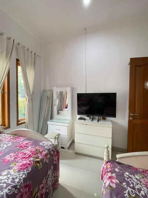 dijual rumah kebagusan