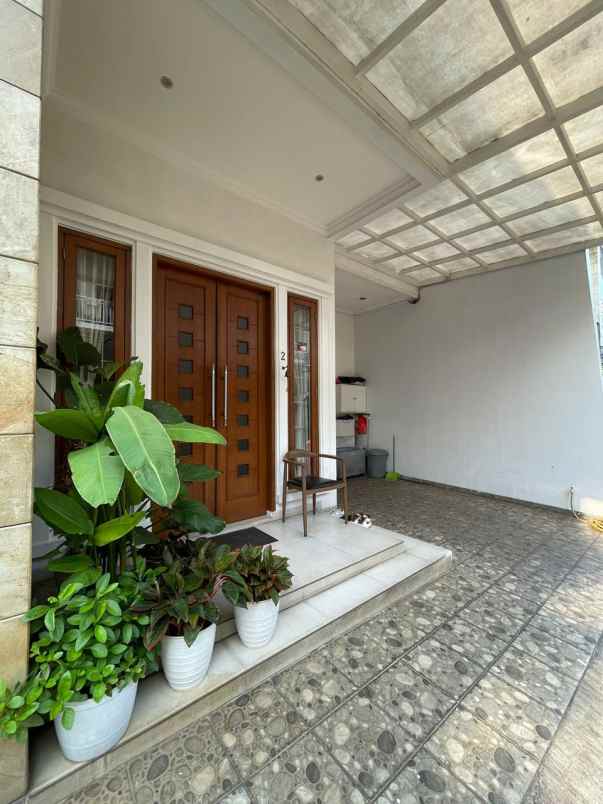 dijual rumah kebagusan