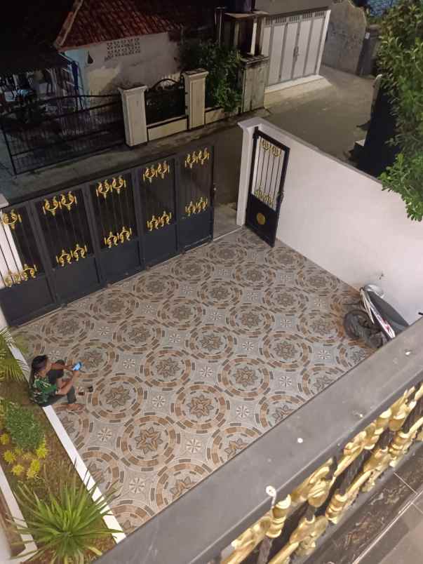 dijual rumah kebagusan
