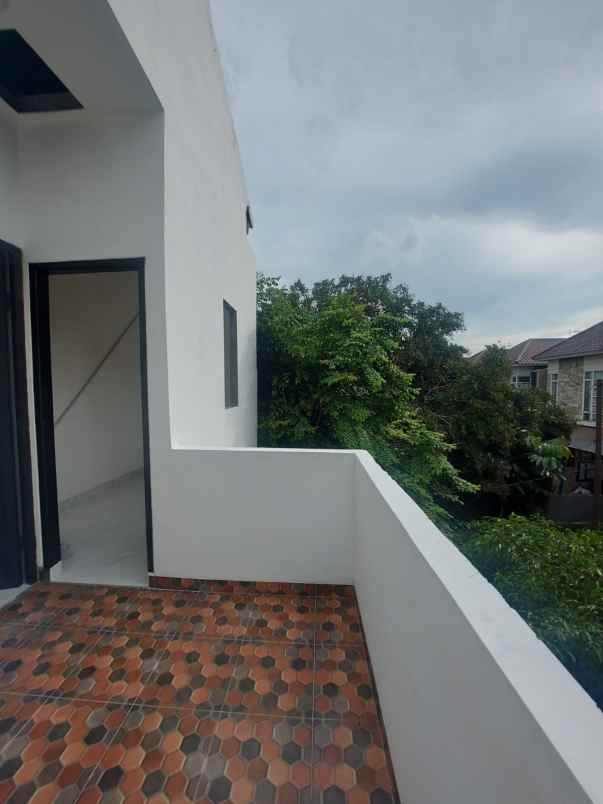 dijual rumah kebagusan