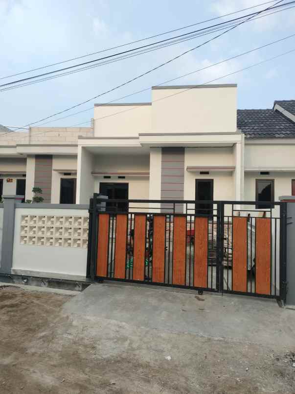 dijual rumah kec ngamprah