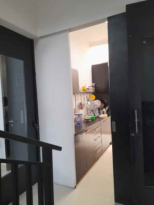 dijual rumah kelapa gading