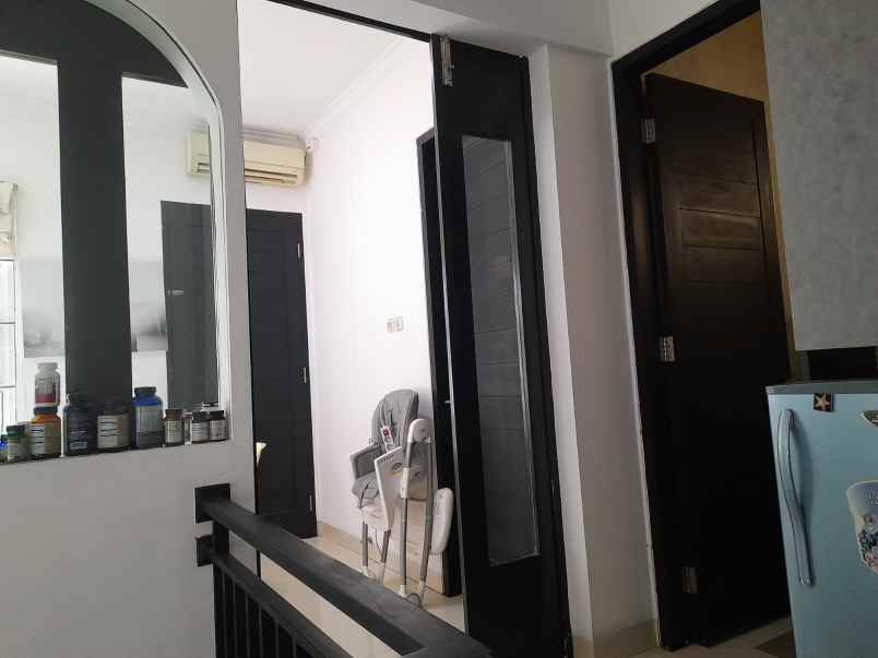 dijual rumah kelapa gading