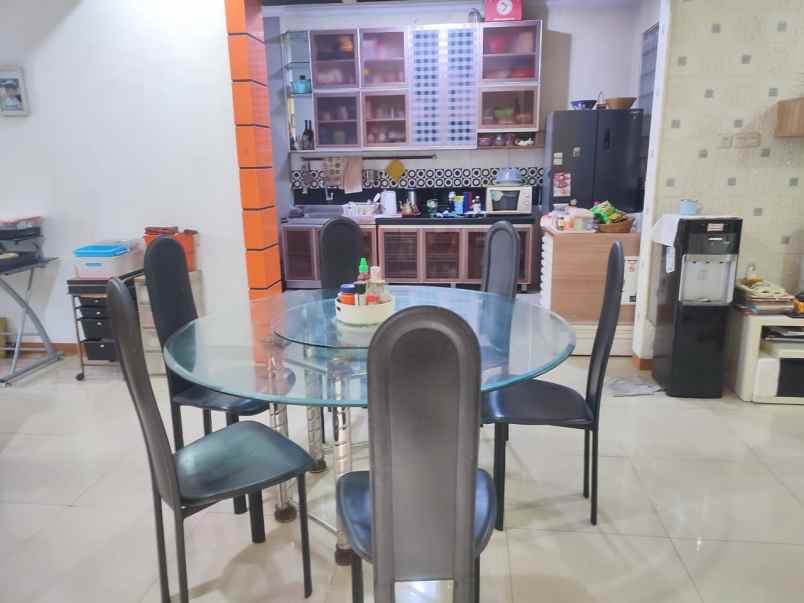 dijual rumah kelapa gading