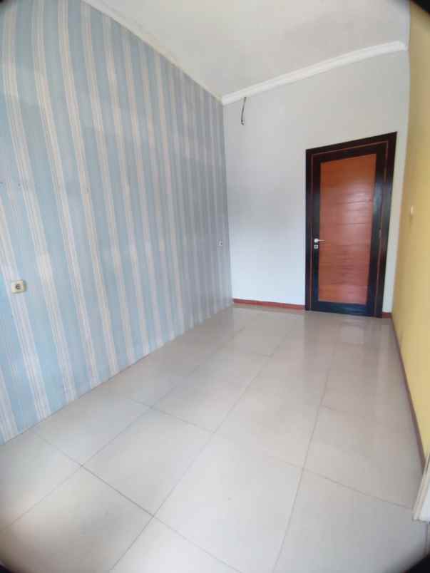 dijual rumah kelapa gading