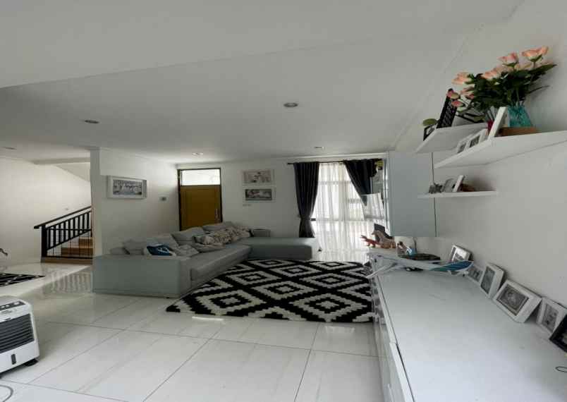 dijual rumah komp prv gerlong bandung