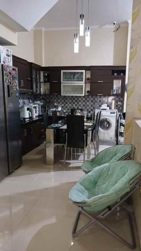 dijual rumah komp setra dago antapani