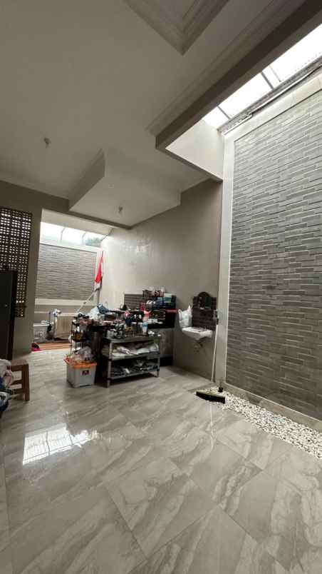 dijual rumah komplek bahagia permai