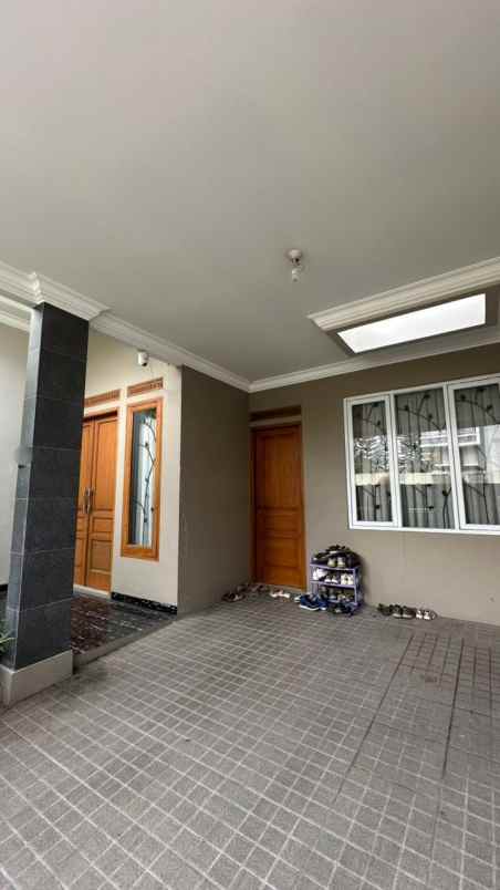dijual rumah komplek bahagia permai