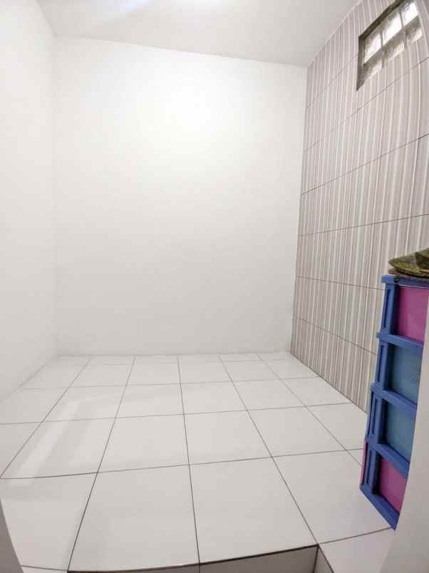 dijual rumah komplek ciganitri permai