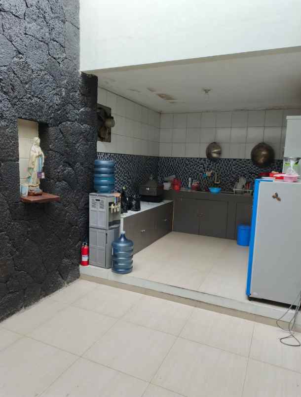 dijual rumah komplek citeureup cimahi