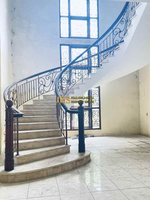 dijual rumah komplek citra garden