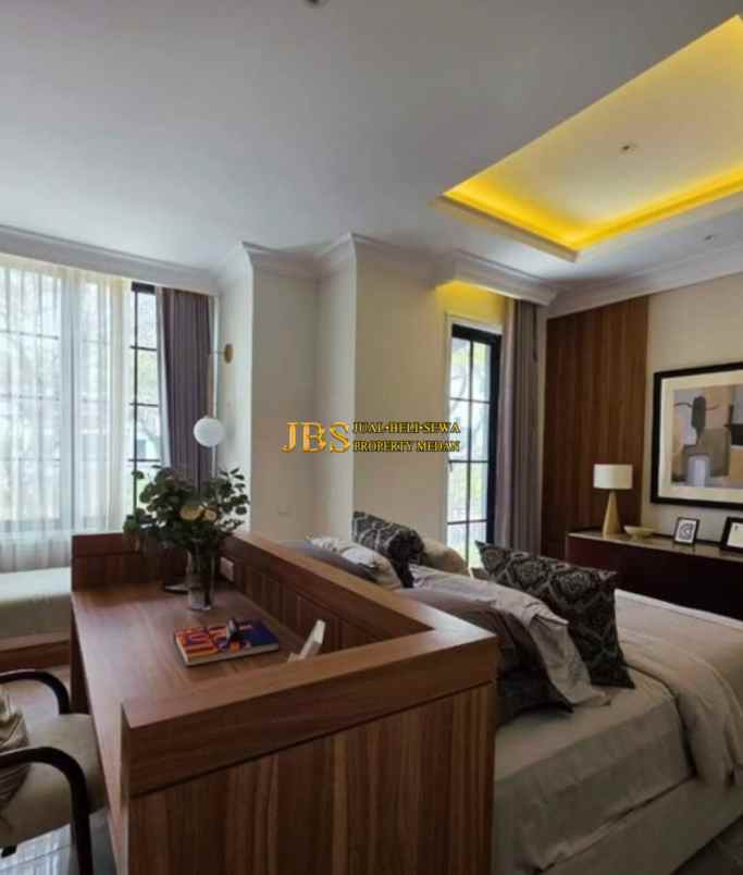 dijual rumah komplek citraland gama