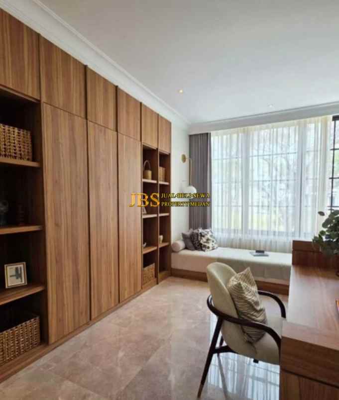 dijual rumah komplek citraland gama