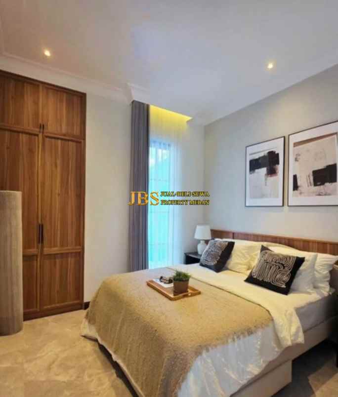 dijual rumah komplek citraland gama