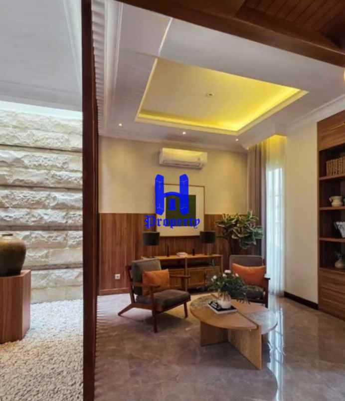 dijual rumah komplek citraland gama