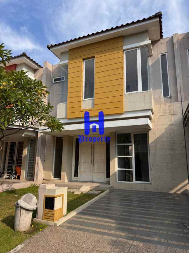 dijual rumah komplek citraland gama