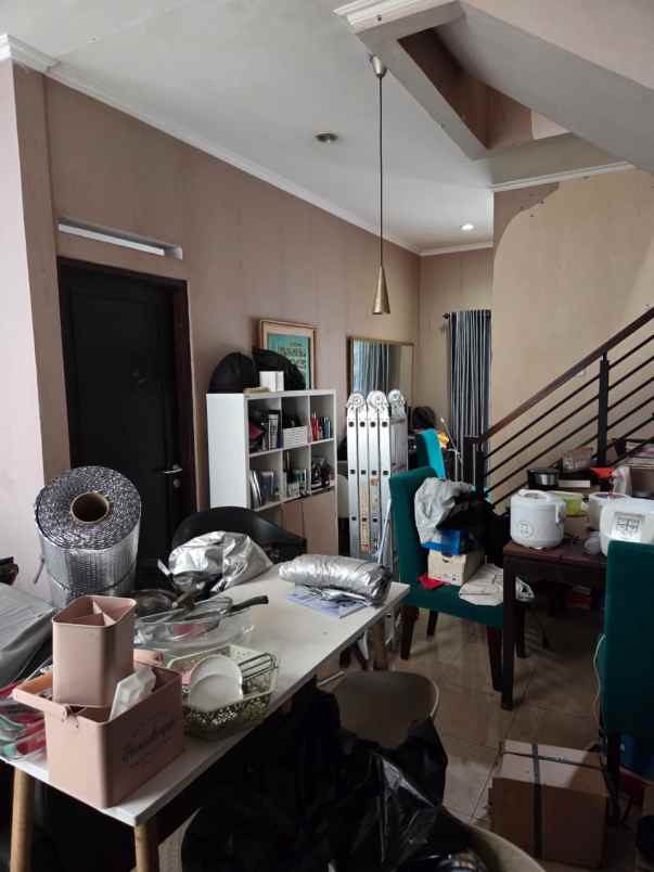 dijual rumah komplek golf arcamanik