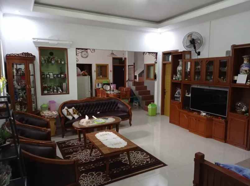 dijual rumah komplek kalijati jl