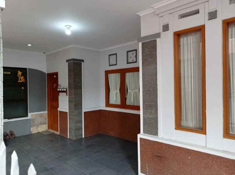 dijual rumah komplek kalijati jl
