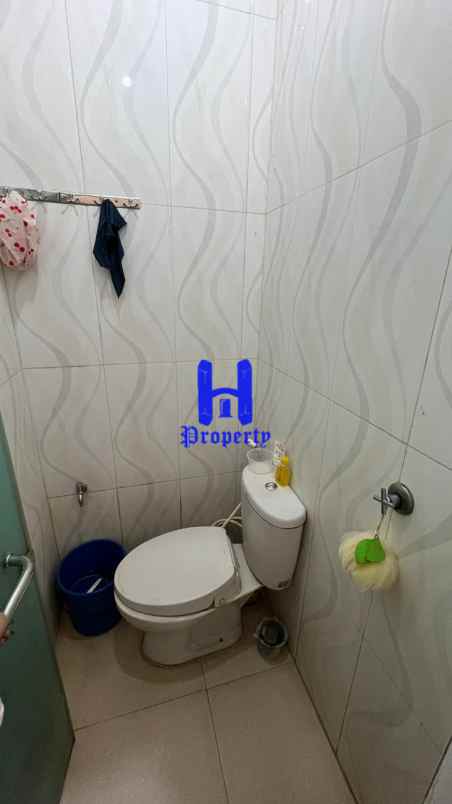 dijual rumah komplek krakatau palace 1