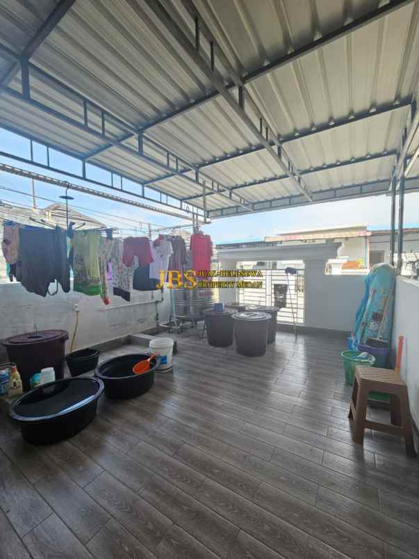 dijual rumah komplek mentari abadi