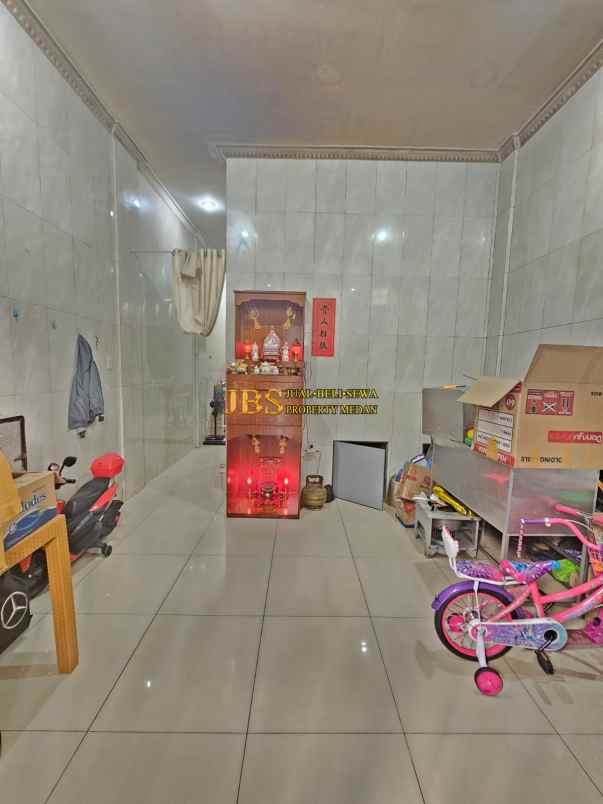 dijual rumah komplek mentari abadi