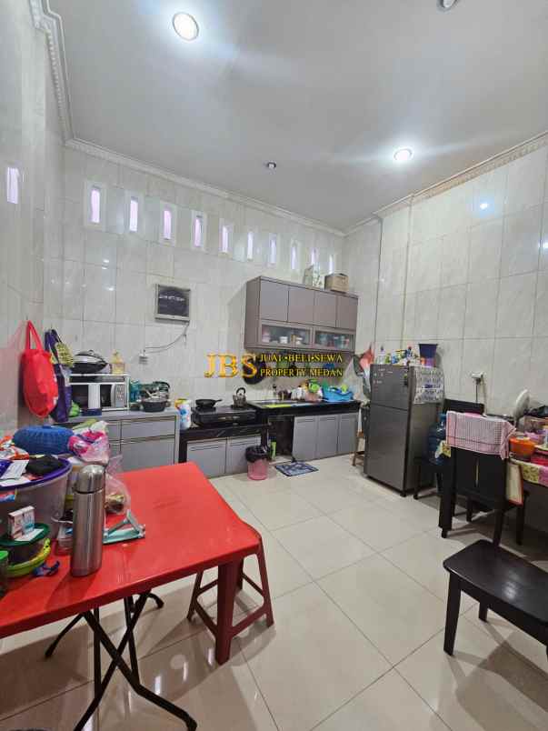 dijual rumah komplek mentari abadi