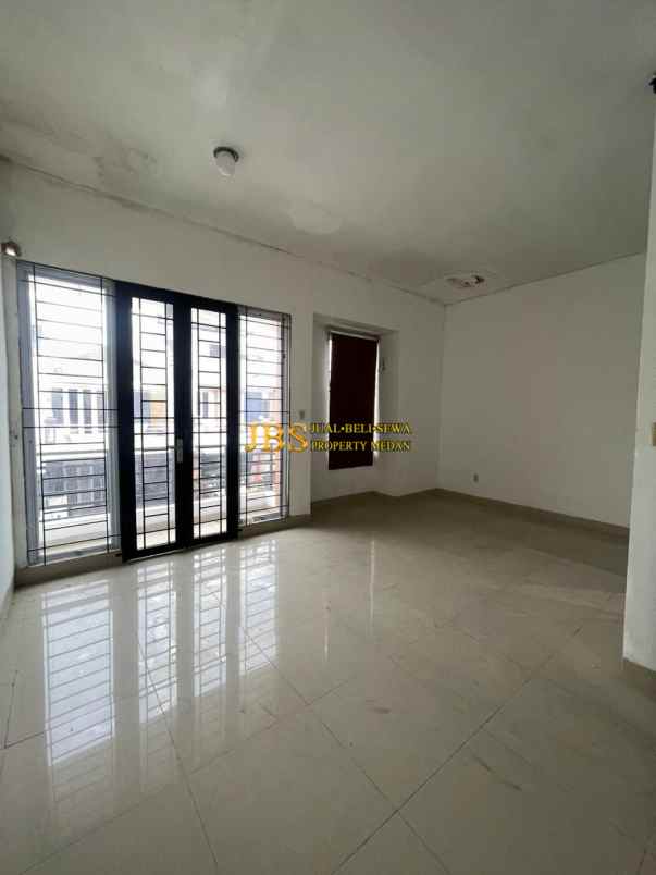 dijual rumah komplek mutiara residence