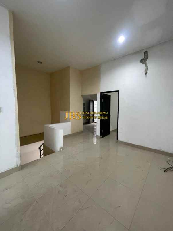 dijual rumah komplek mutiara residence