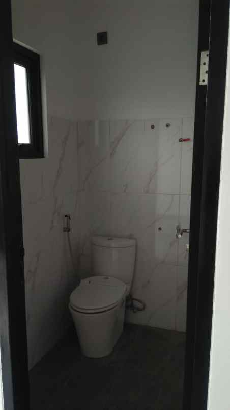 dijual rumah komplek pasir pogor