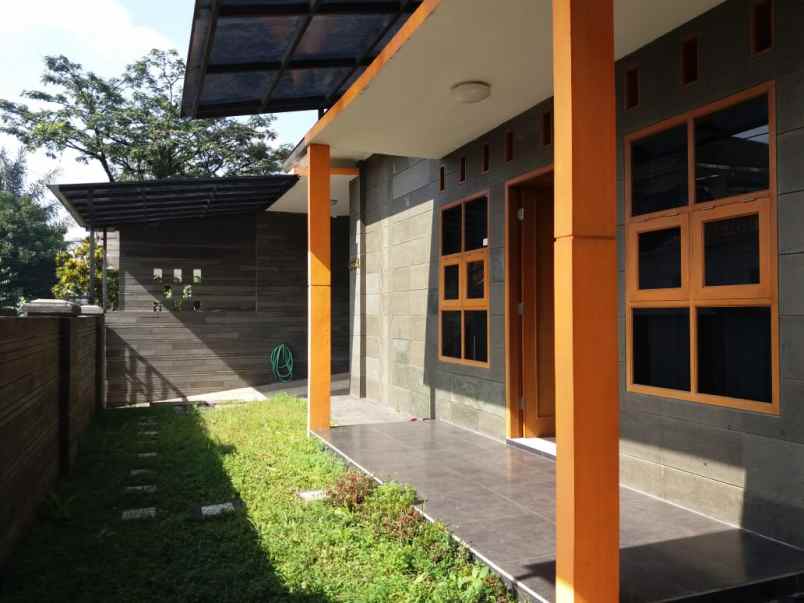 dijual rumah komplek pptm cibabat cimahi