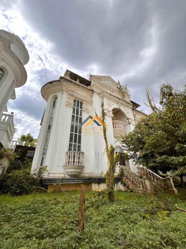 dijual rumah komplek royal sumatera