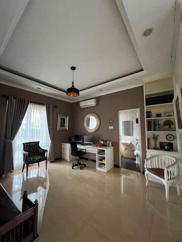 dijual rumah kota wisata cibubur