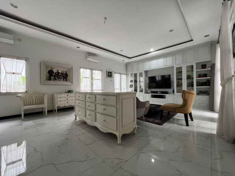 dijual rumah kota wisata cibubur