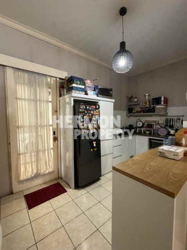 dijual rumah kota wisata cibubur