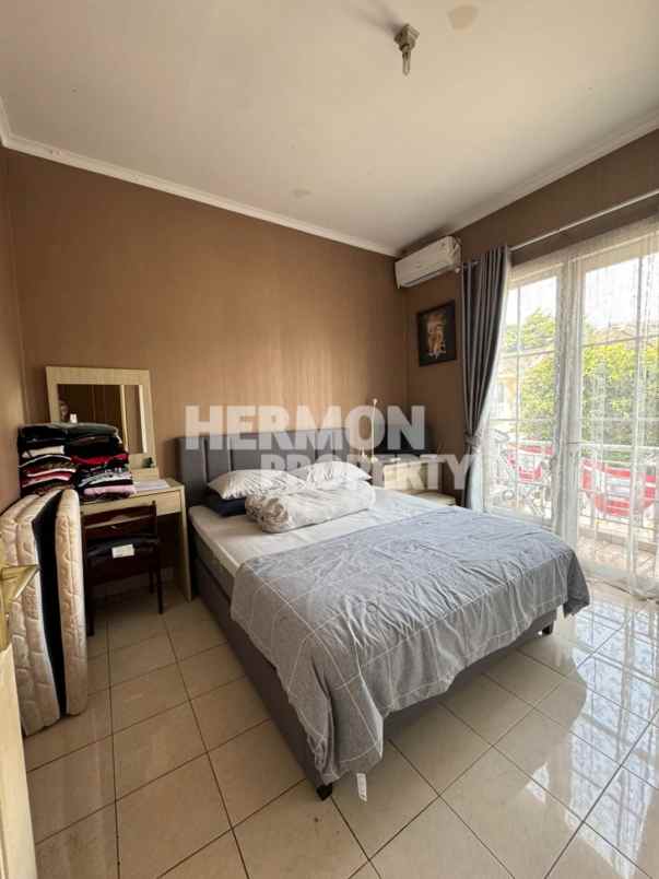 dijual rumah kota wisata cibubur