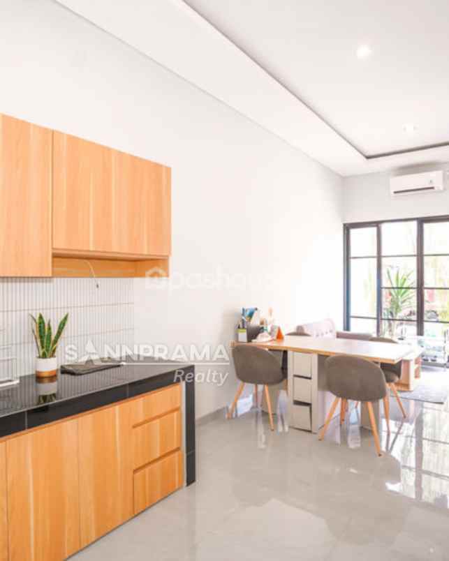 dijual rumah kukusan beji depok