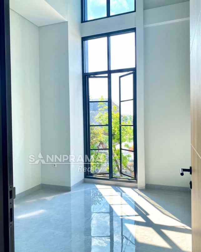dijual rumah kukusan depok