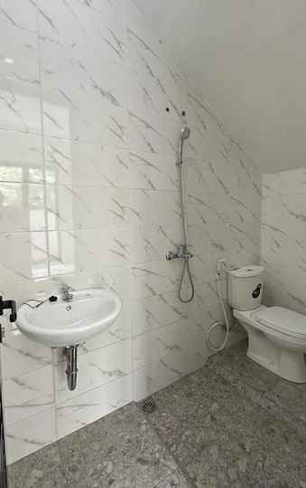 dijual rumah kutisari indah utara