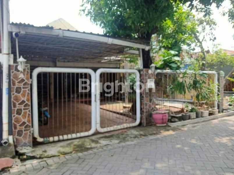 dijual rumah kutisari selatan
