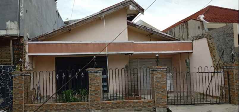 dijual rumah lebak arum