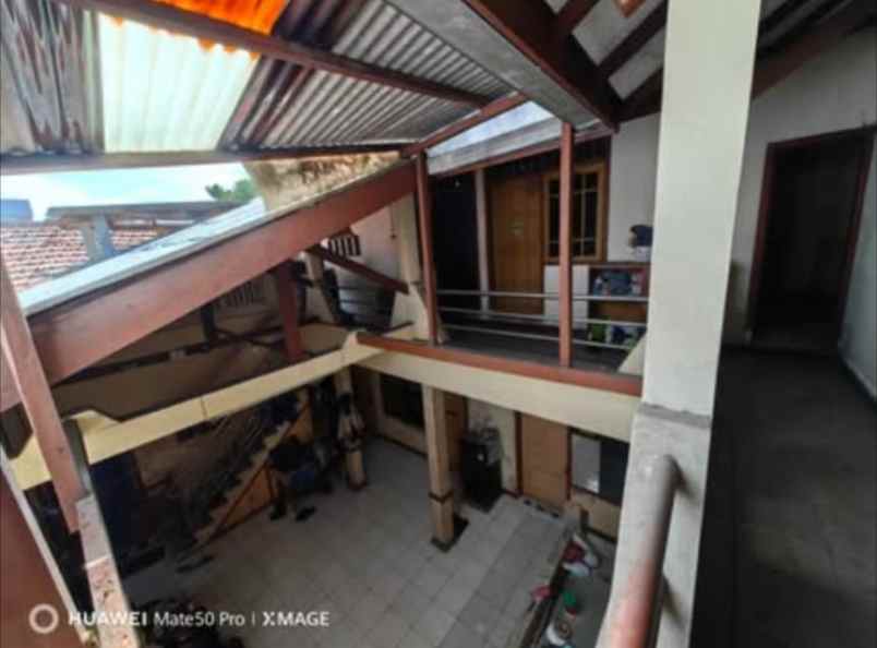 dijual rumah lokasi gayungsari surabaya selatan