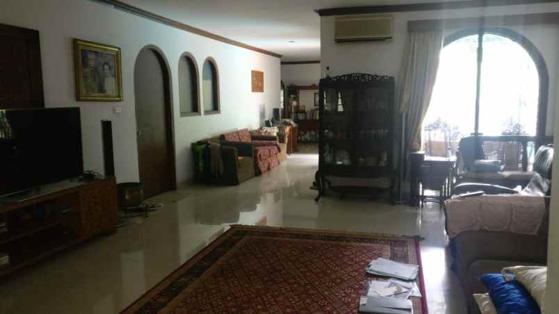 dijual rumah luas 915 radio dalam jakarta selatan