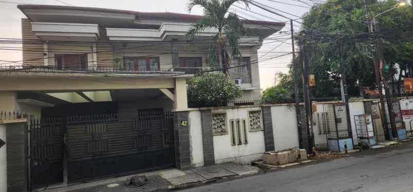 dijual rumah mampang prapatan tegal