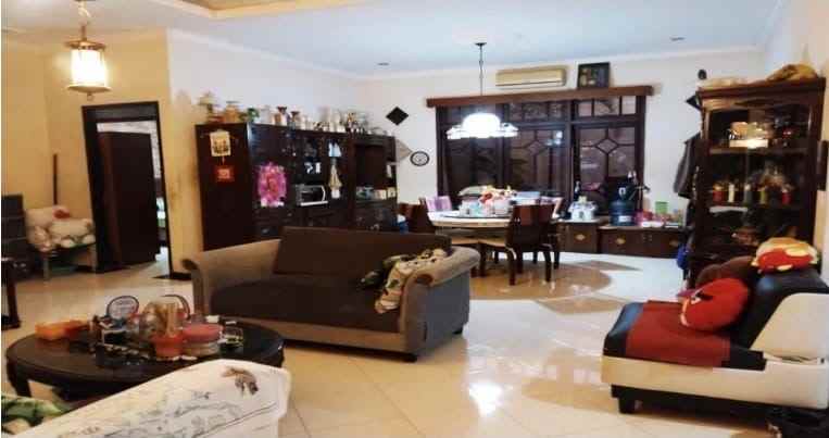 dijual rumah manyar indah
